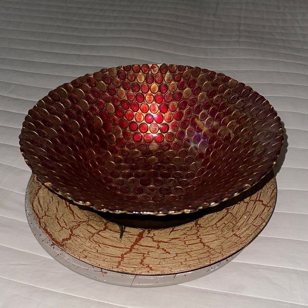 PIER 1 Red Water Colors and Gold Outer Blown Glass Pebbled Decorative Plate